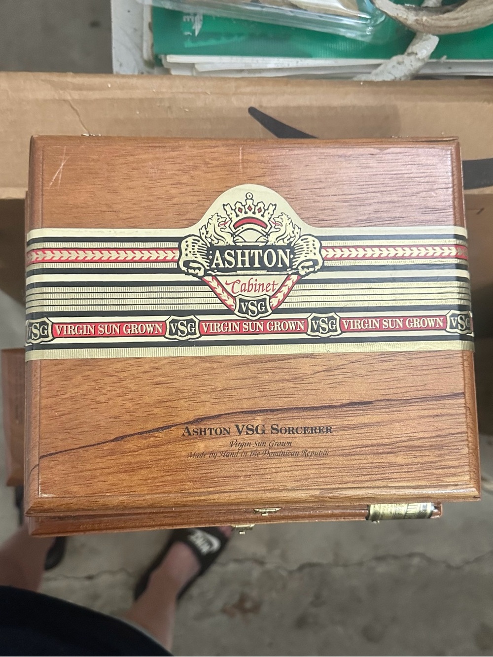 2 Ashton VSG Sorcerer Wooden Cigar Box Collectible
